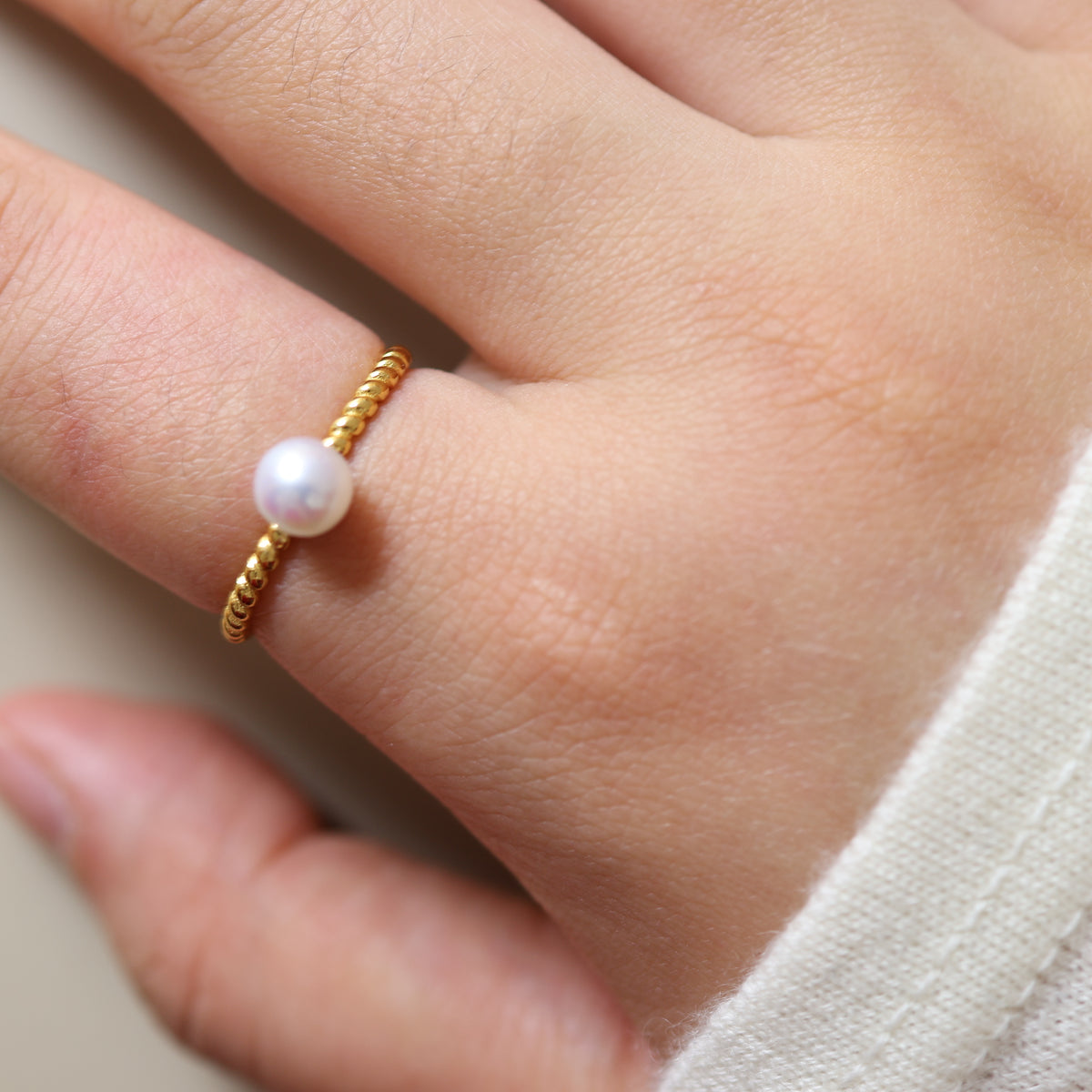 Bague Torsade doré — Perle d'eau douce 5–6 mm